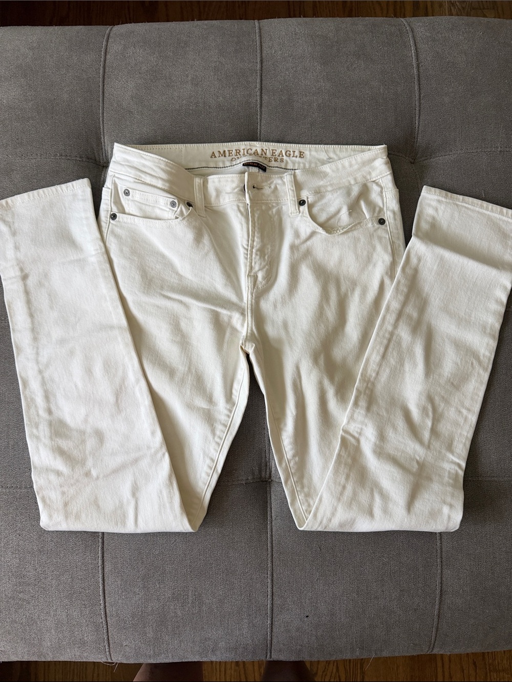 American Eagle Outfitters Extreme Flex Skinny Jeans in Off-White 30/34